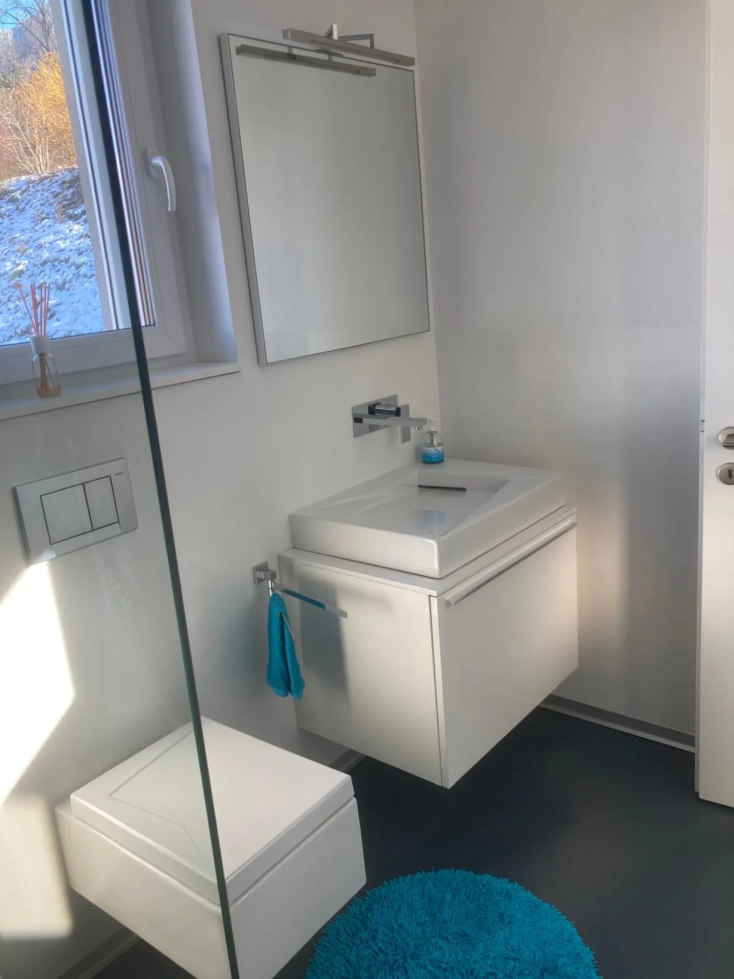 Dreamlike modern villa with breathtaking panoramic views - Photo 8 of 23