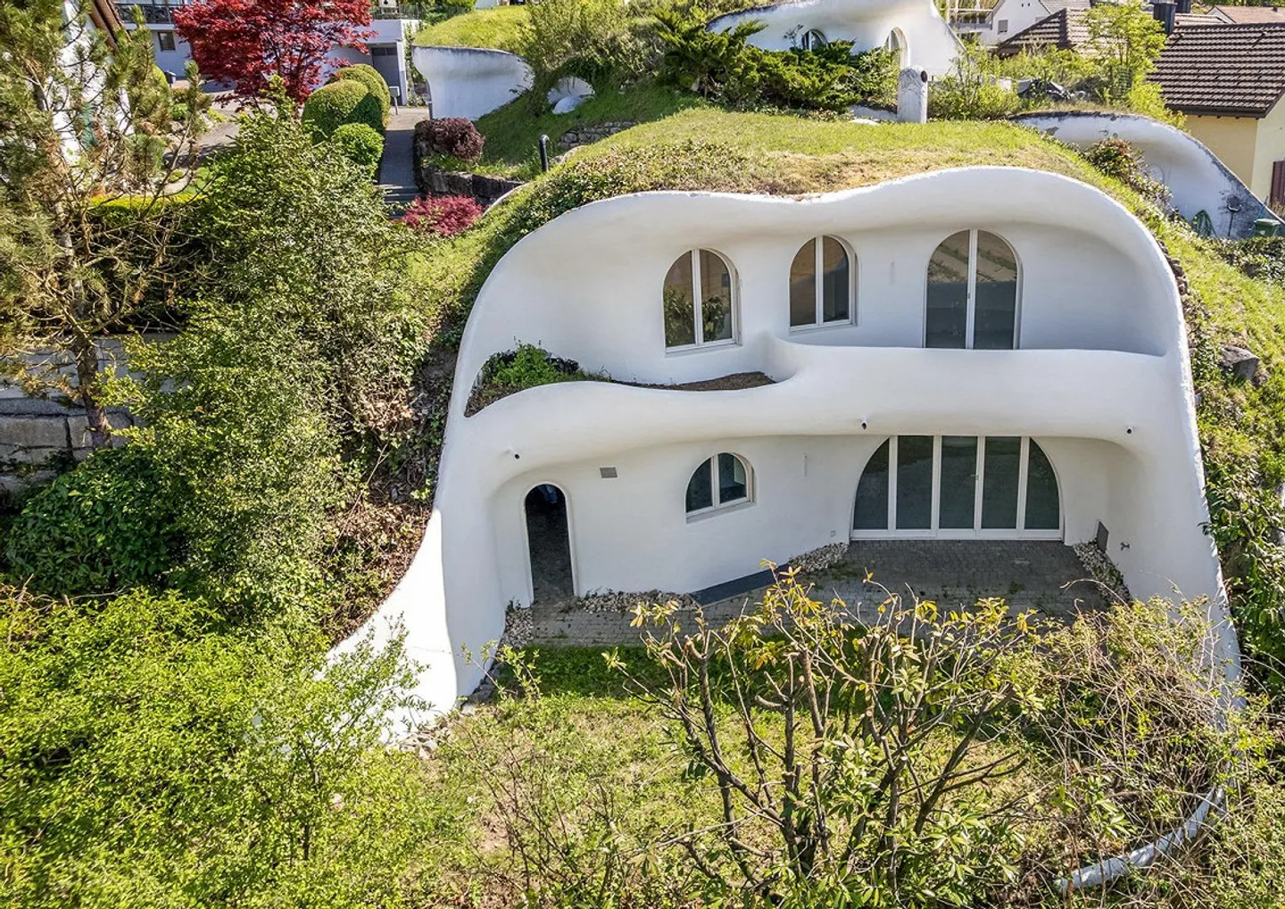 Une maison pour les amateurs d'architecture extraordinaire - Photo 1 sur 7