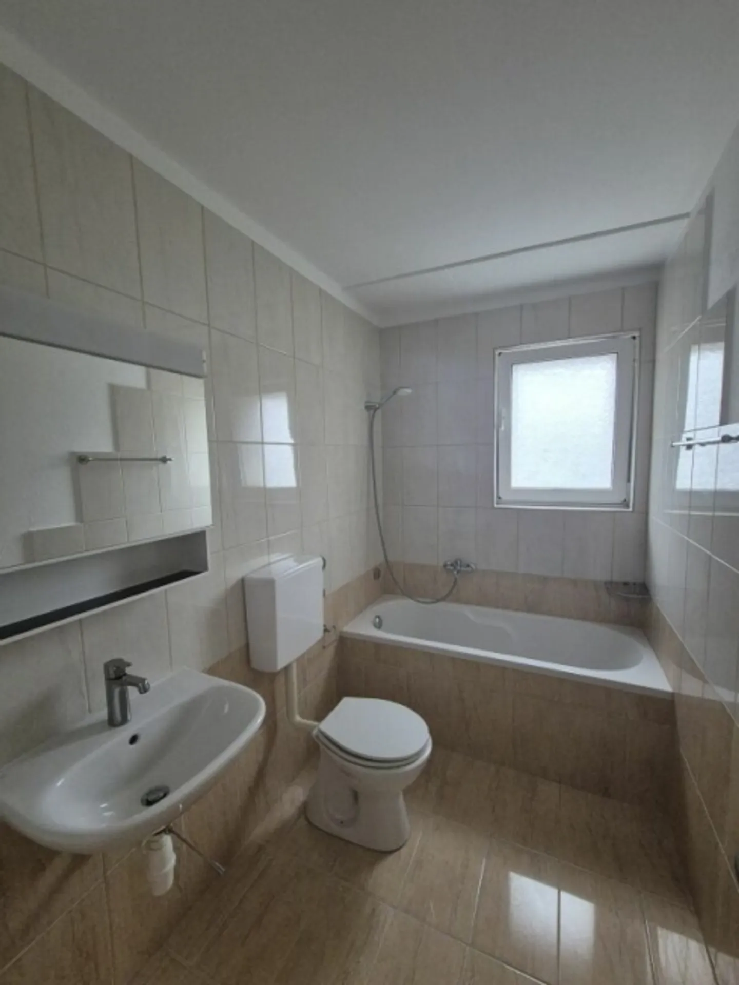 Appartement lumineux de 4,5 pièces à Langenthal - Photo 7 sur 16