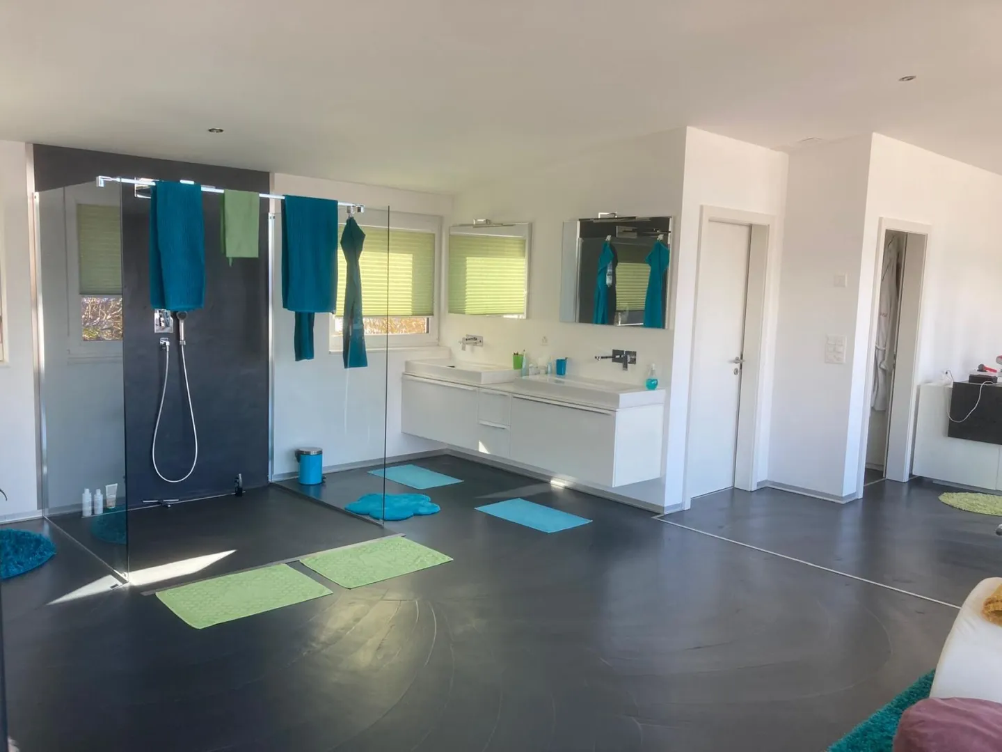 Dreamlike modern villa with breathtaking panoramic views - Photo 12 of 23