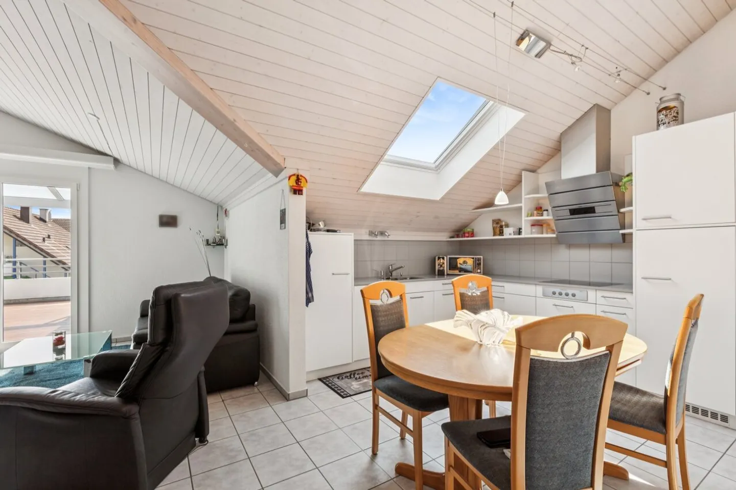 Licht, Luft und Lebensqualität - Ihr neues Zuhause in Triengen - Foto 3 von 12