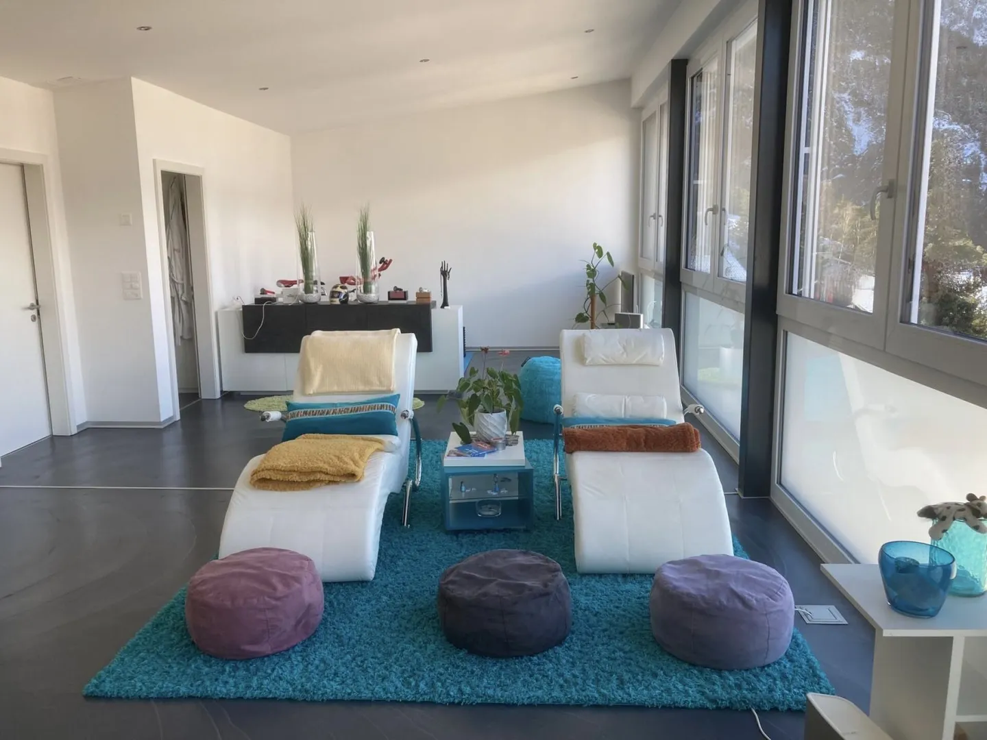 Dreamlike modern villa with breathtaking panoramic views - Photo 14 of 23