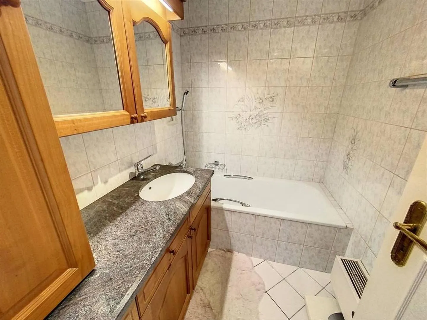 Appartement 4 pièces à Yverdon-les-Bains - Photo 3 sur 13