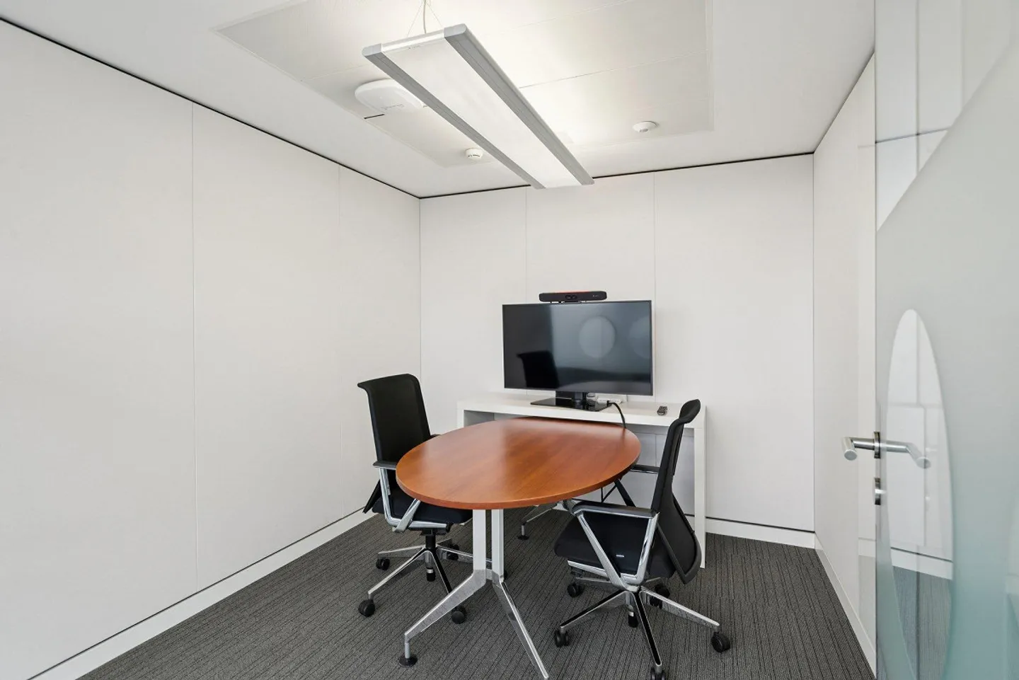 Votre nouvel espace de bureau dans le gratte-ciel le plus prisé de Zurich ! - Photo 8 sur 13