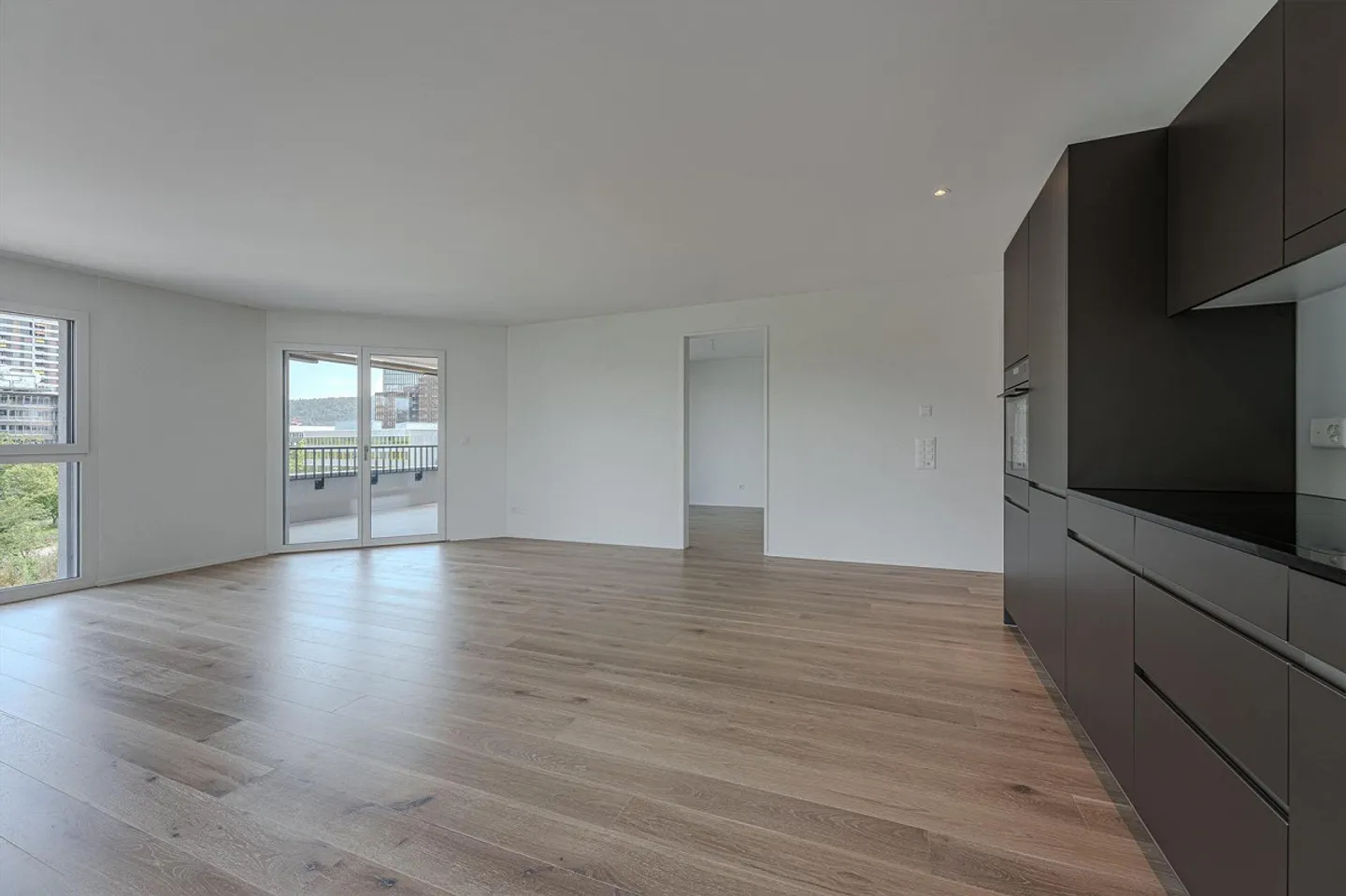 Moderne 3.5 Zimmerwohnung in Zürich - Foto 4 von 10