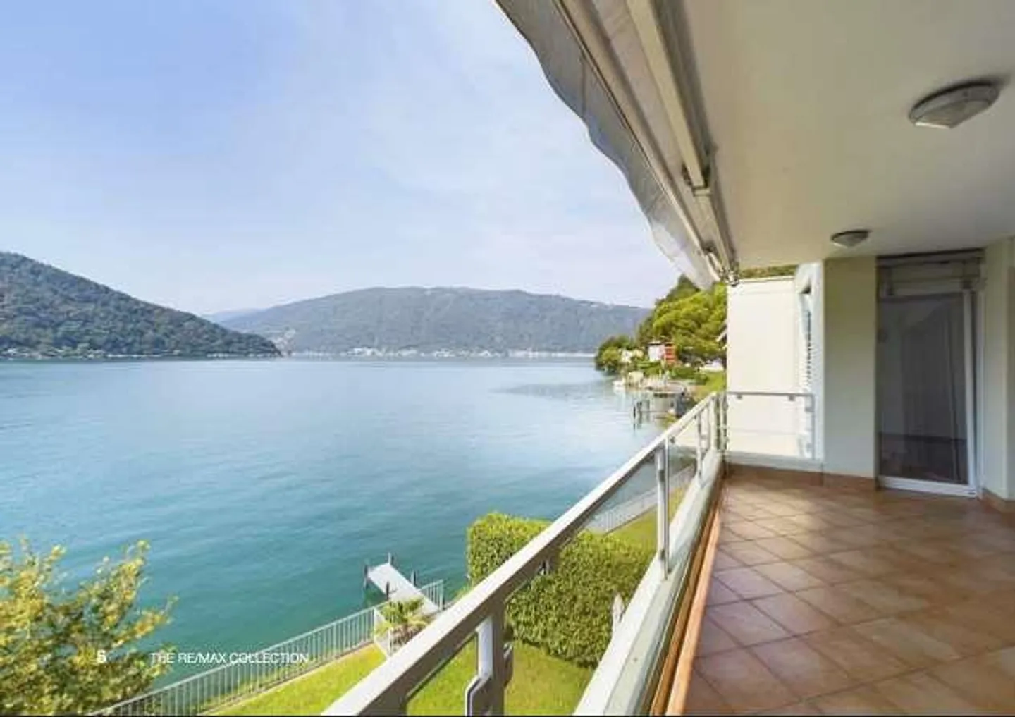 Casa a schiera con pontile sul lago - Foto 5 di 13