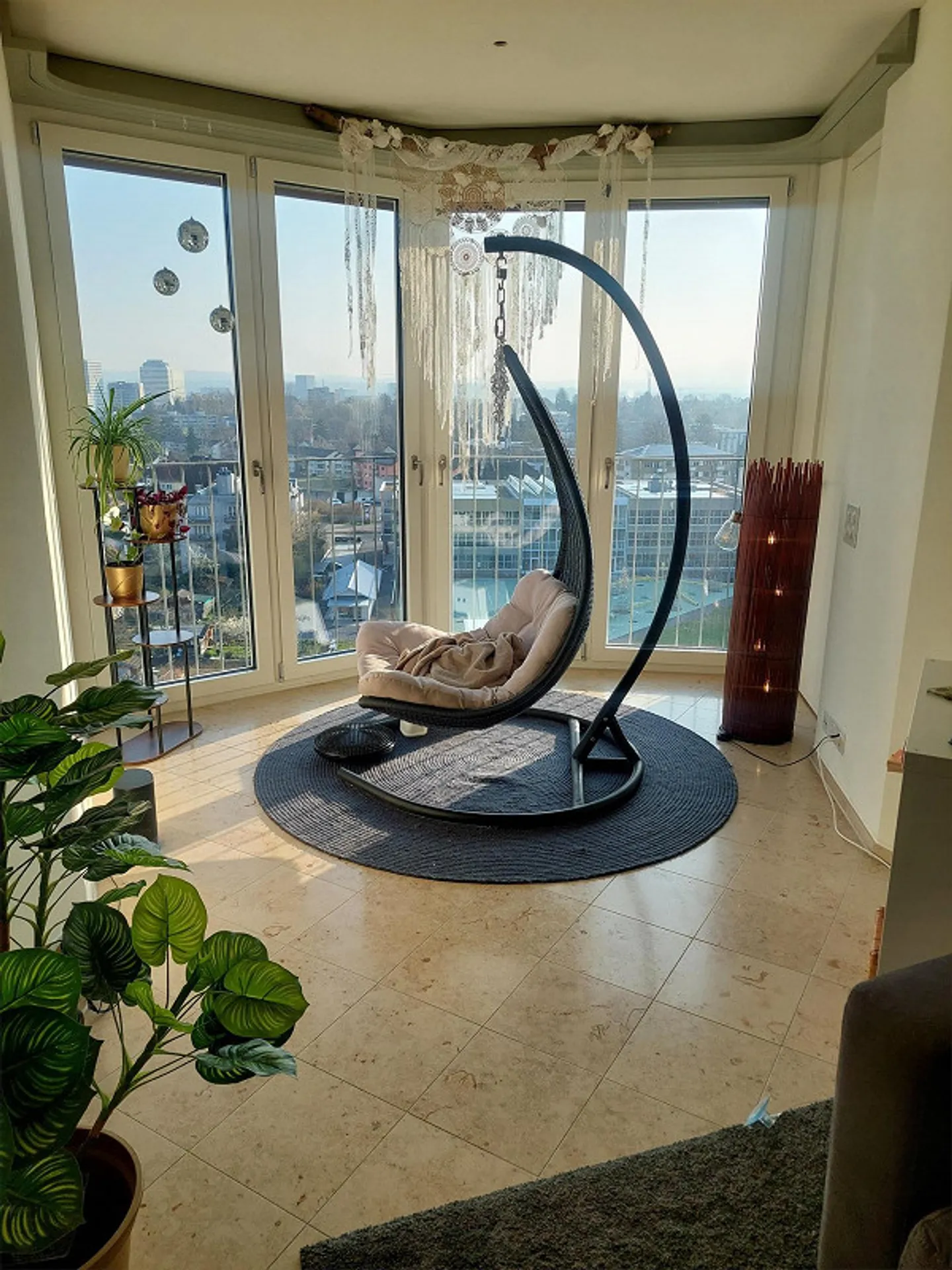 Looking for a new tenant from 01.05. – modern 4.5-room apartment - Photo 1 of 10