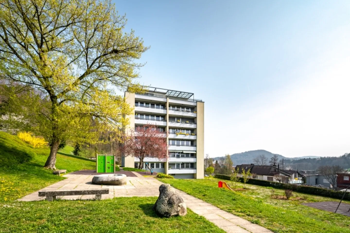 Geräumige Wohnung in ruhiger Lage - Foto 1 von 12