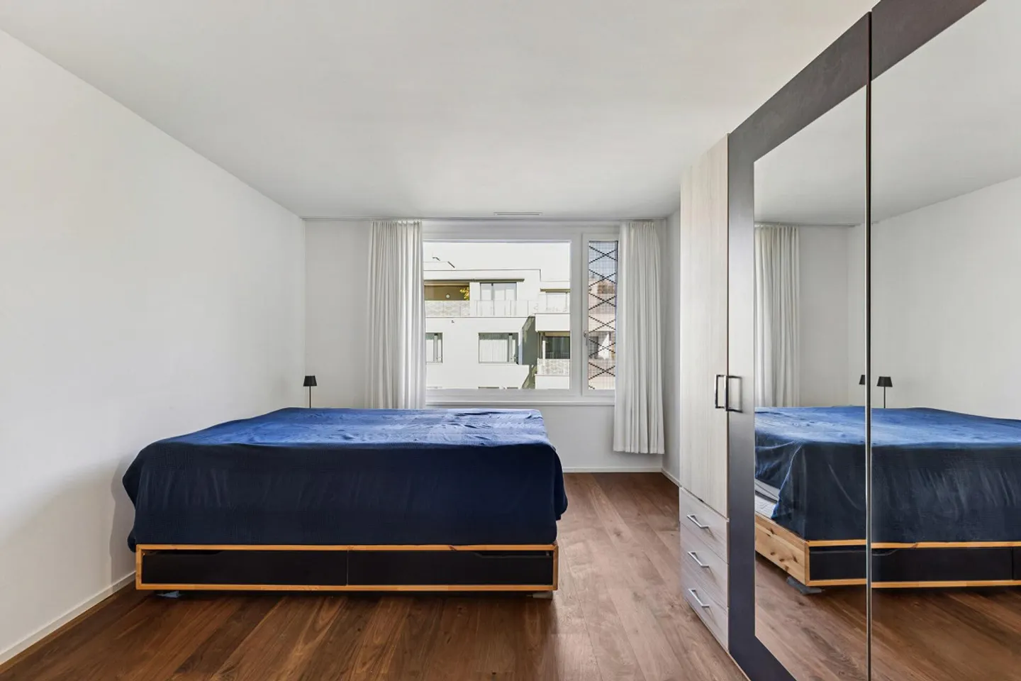 Stylish Living with a View in Winterthur-Seen - Photo 6 of 13
