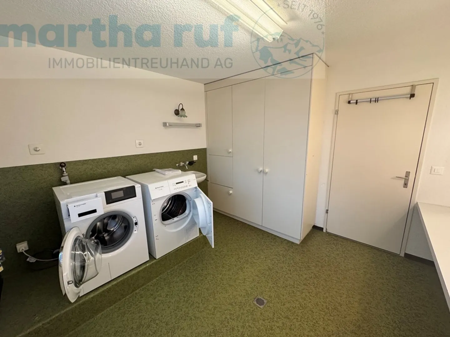Ampia casa unifamiliare di 5,5 stanze, giardino e vista mozzafiato - Foto 6 di 17