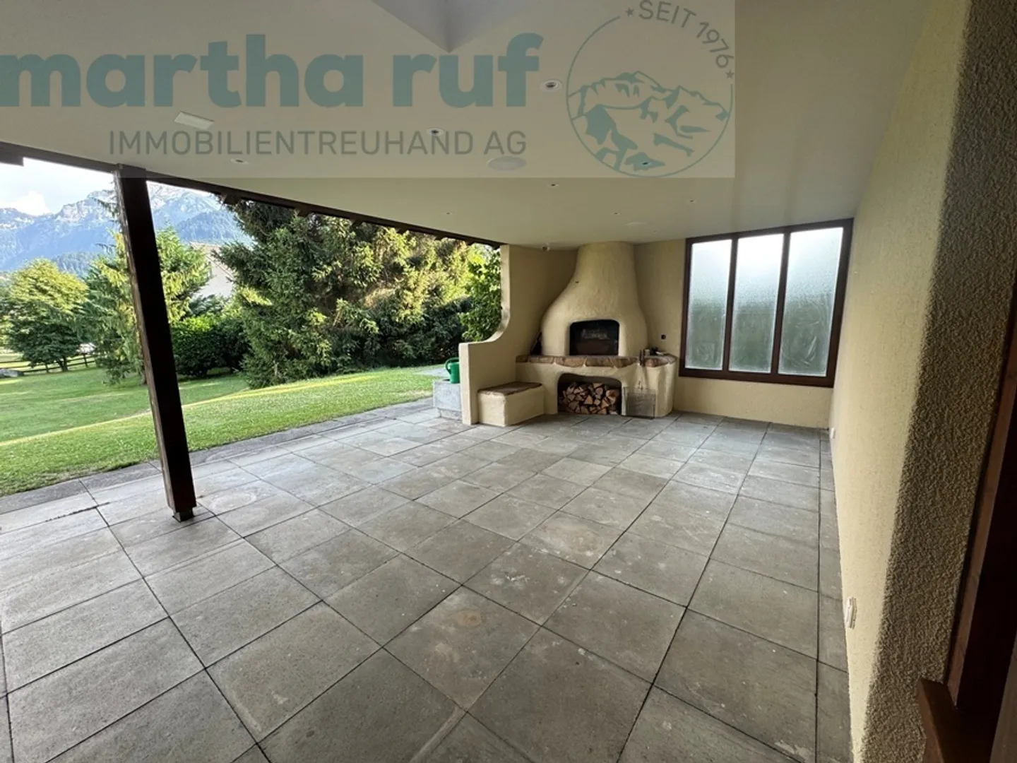 Ampia casa unifamiliare di 5,5 stanze, giardino e vista mozzafiato - Foto 7 di 17