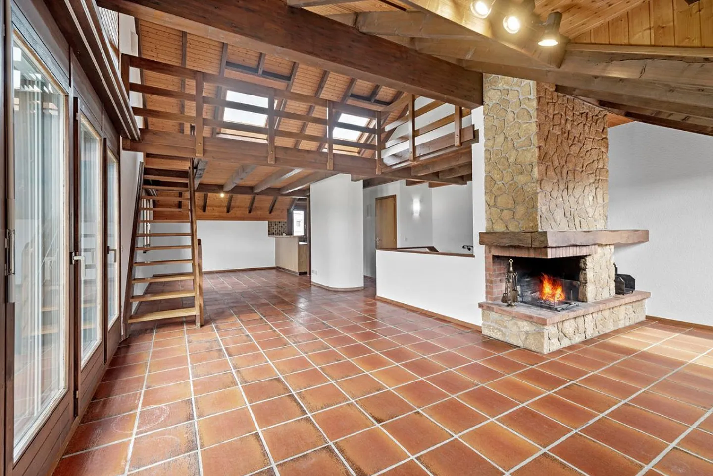 Appartamento Duplex 5.5 stanze con Galleria - Foto 12 di 17