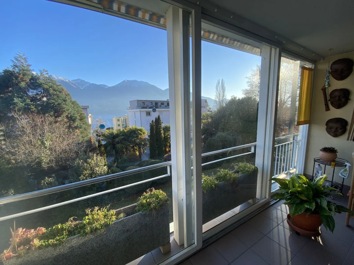 Minusio - appartement 3.5 pièces avec vue partielle sur le lac - Photo 2 sur 14