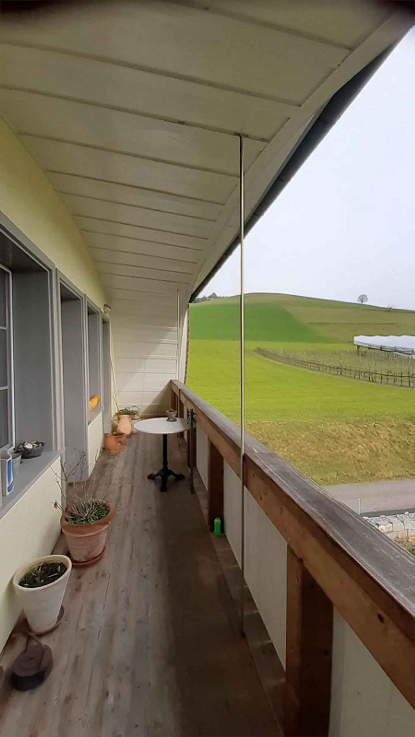 Bel appartement sous les combles, lumineux et bien isolé, avec vue sur la verdure - Photo 9 sur 12