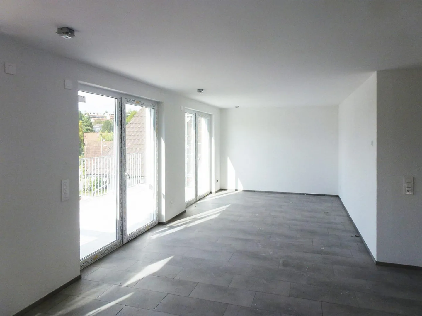 Mehrfamilienhaus mit 18 Wohnungen – 5,15% Rendite, Mietgarantie für Investoren - Foto 7 von 13