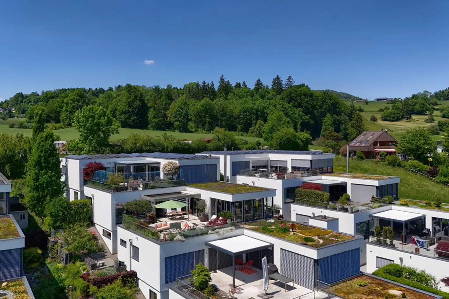 Exclusive terrace house with breathtaking views - Photo 2 of 14