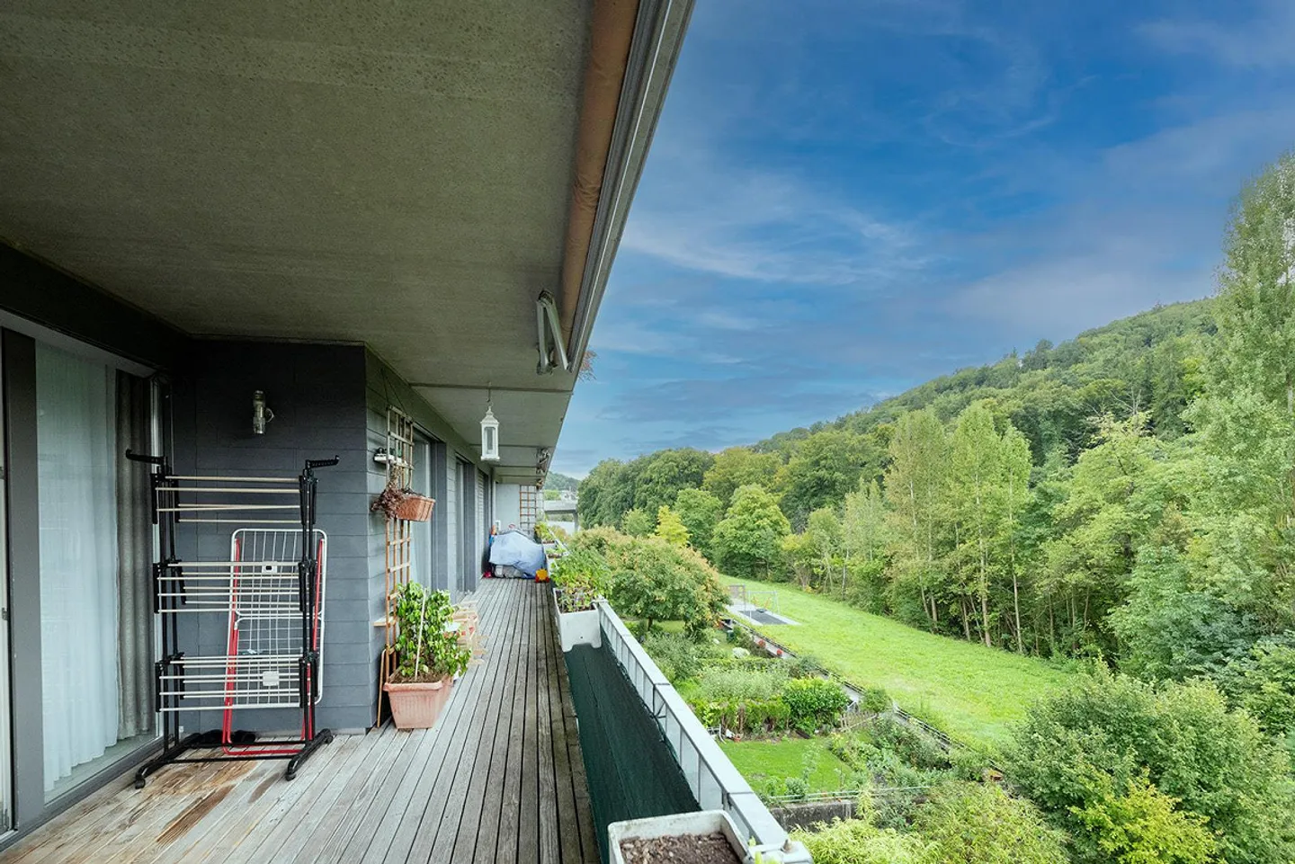 Moderno appartamento di 5,5 stanze con vista a Winterthur - Foto 1 di 13