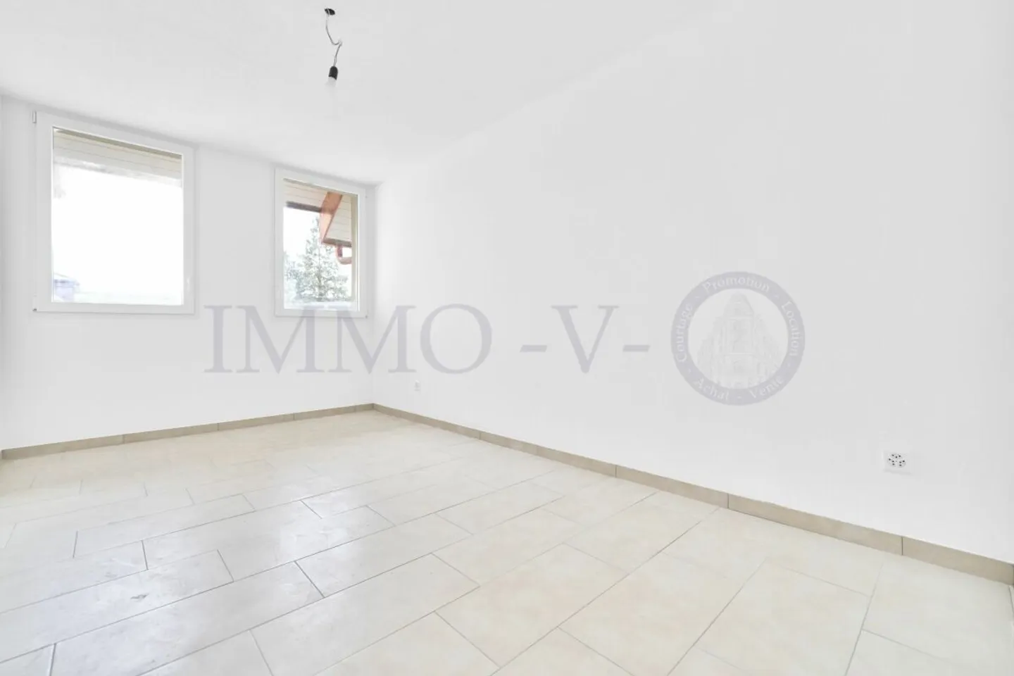 GERÄUMIGES NEUES DUPLEX MIT TERRASSE - Foto 6 von 9