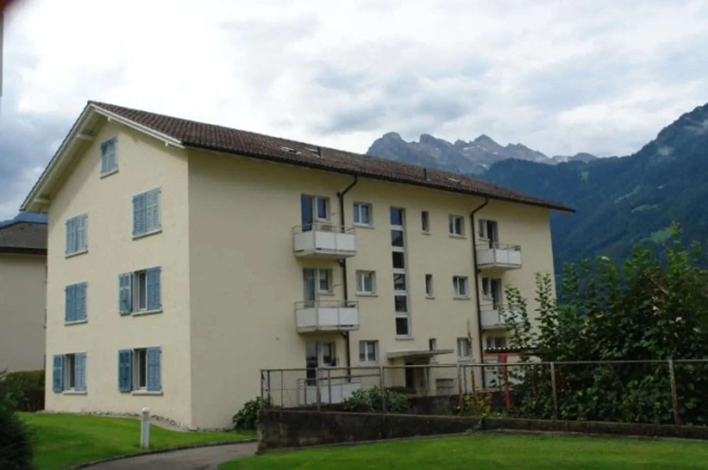 Appartamento spazioso in posizione centrale - Foto 1 di 1