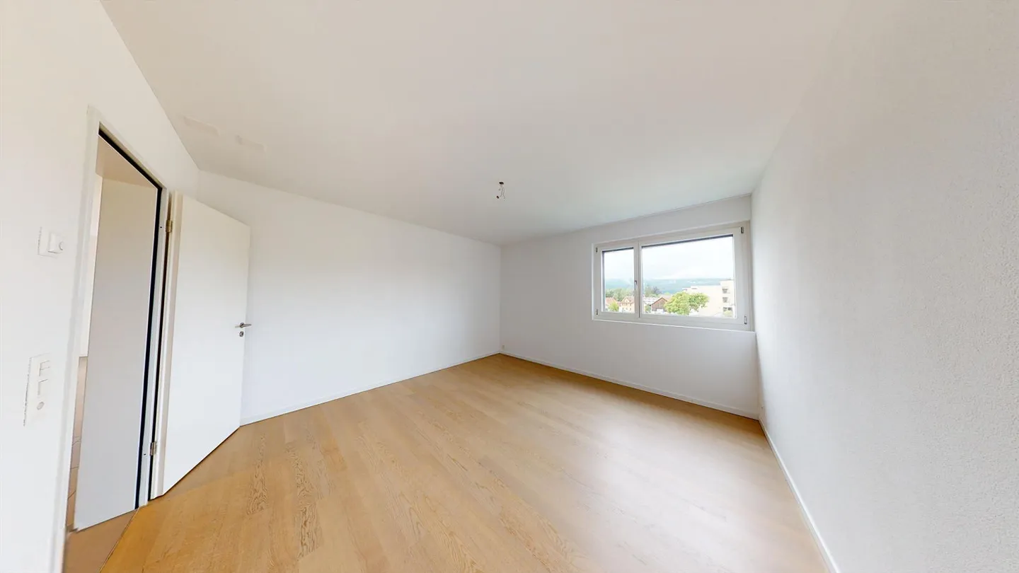 Geräumige Wohnung mit grossem Balkon - Foto 6 von 11