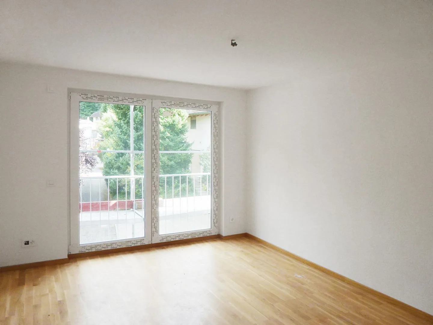 Mehrfamilienhaus mit 18 Wohnungen – 5,15% Rendite, Mietgarantie für Investoren - Foto 9 von 13
