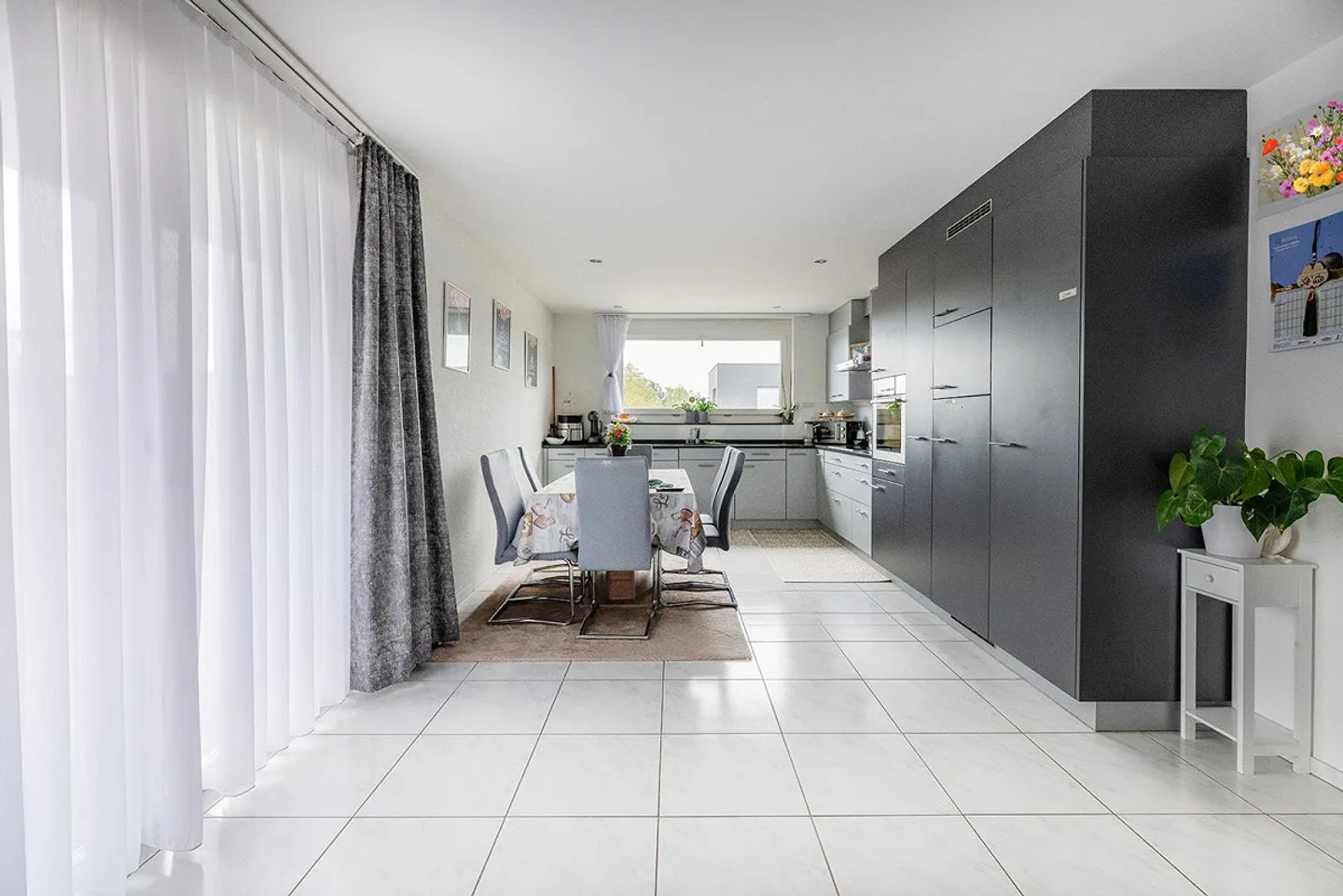 Moderno appartamento di 5,5 stanze con vista a Winterthur - Foto 6 di 13