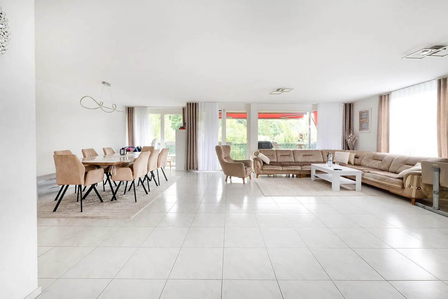 Moderno appartamento di 5,5 stanze con vista a Winterthur - Foto 7 di 13