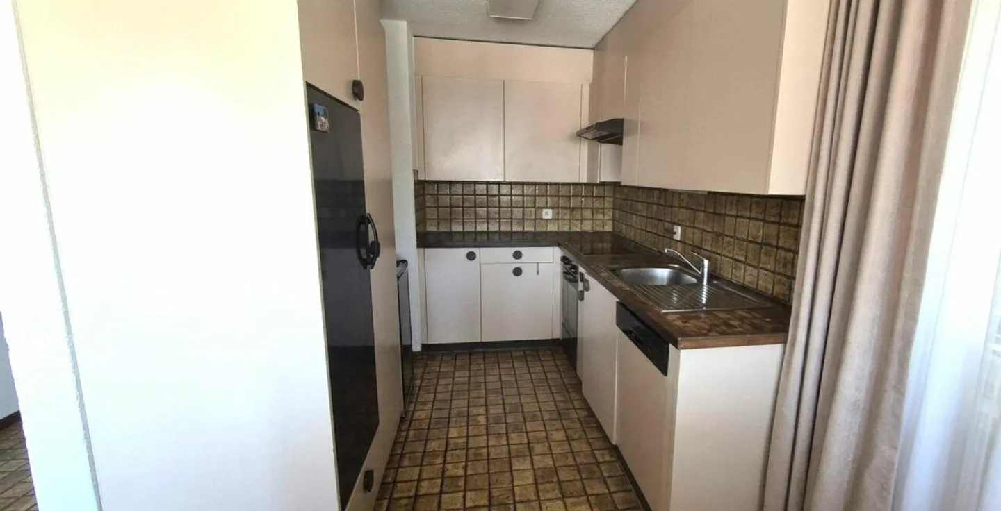 Geräumige Wohnung in ruhiger Lage - Foto 2 von 9