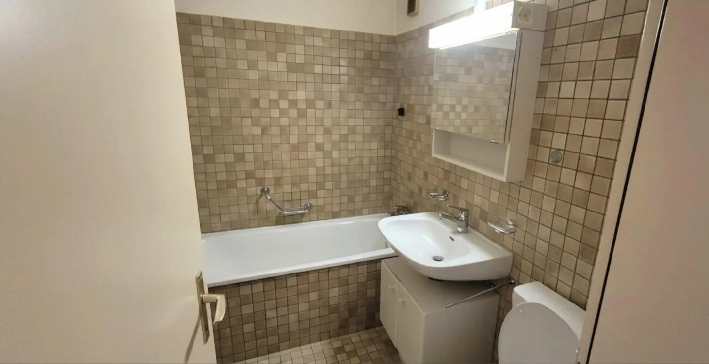 Geräumige Wohnung in ruhiger Lage - Foto 5 von 9