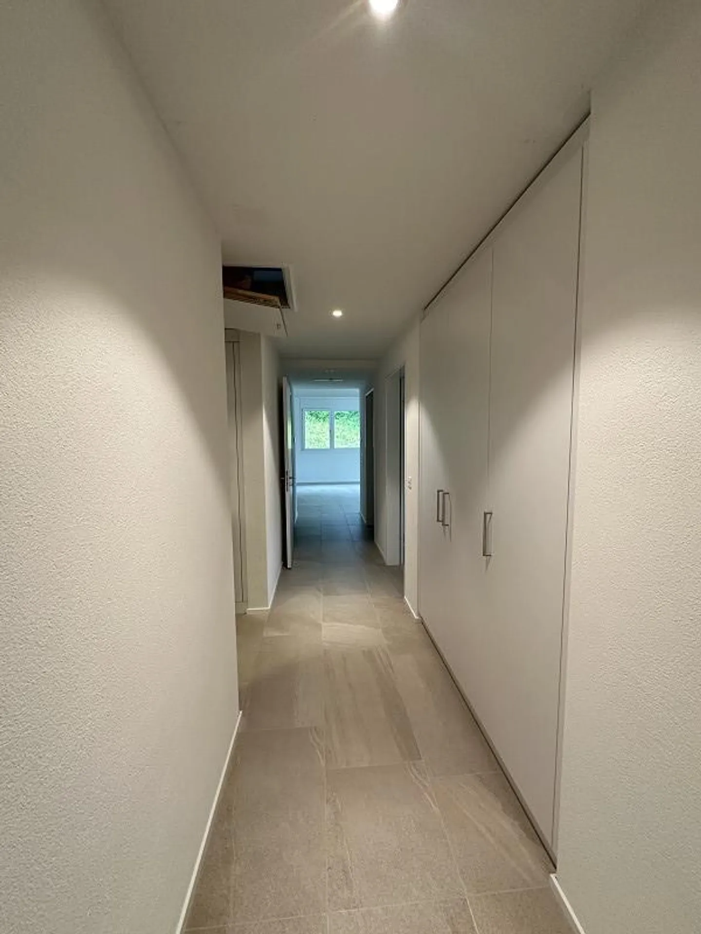 Spacieux appartement mansardé, "Zentrum Tobel" - Photo 8 sur 12