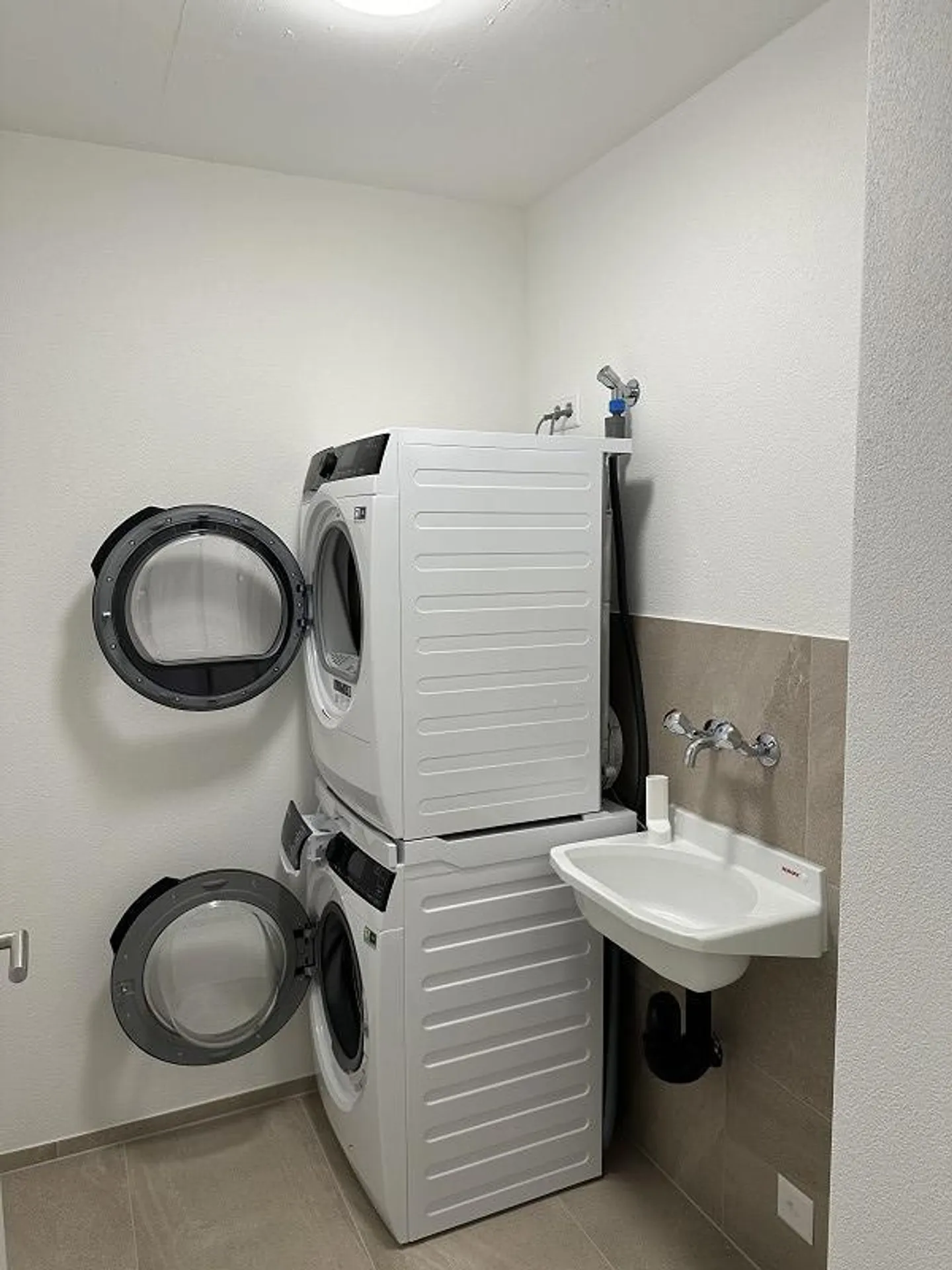 Spacieux appartement mansardé, "Zentrum Tobel" - Photo 9 sur 12