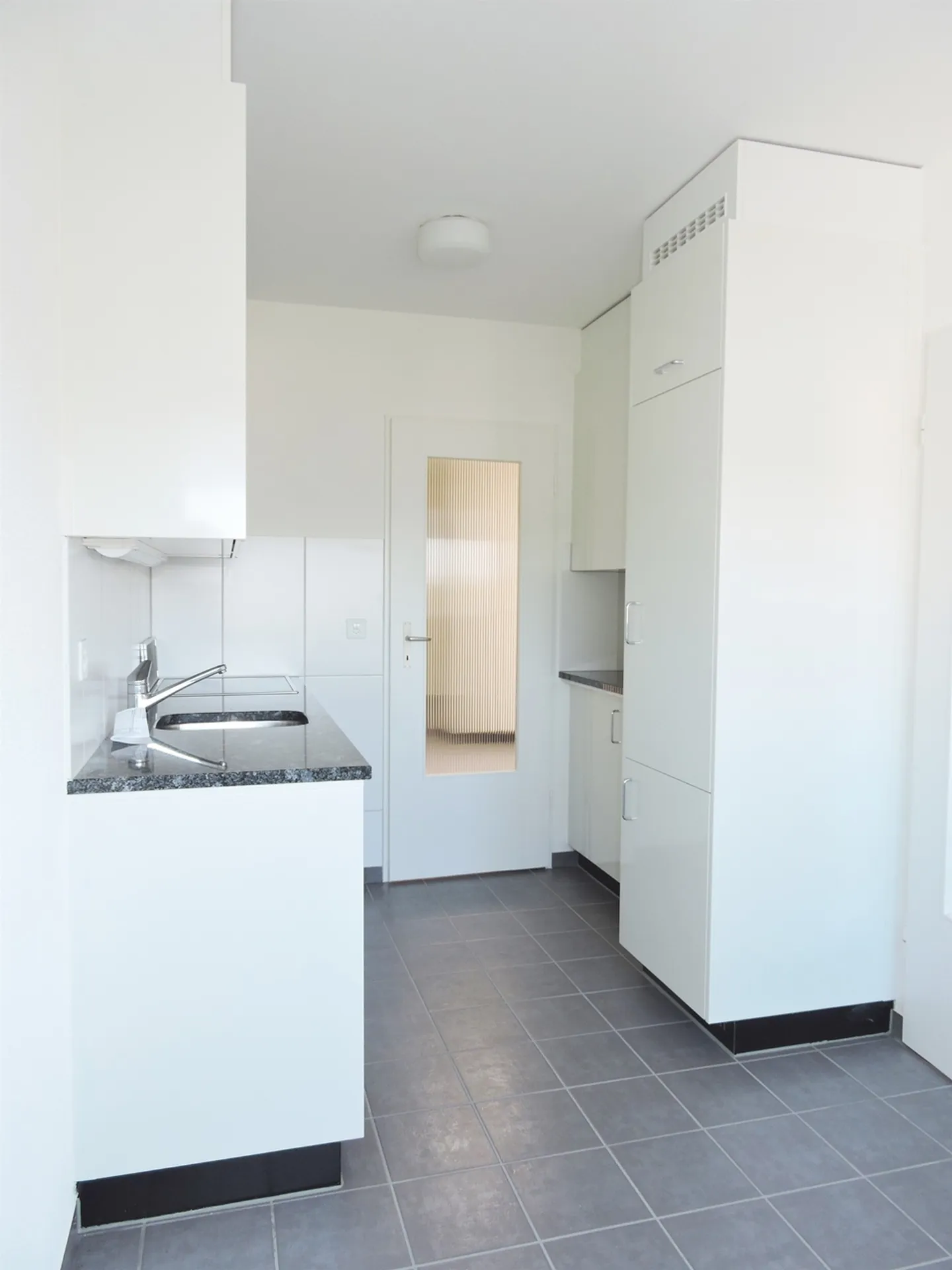 Helle 3,5-Zimmerwohnung - Foto 3 von 6