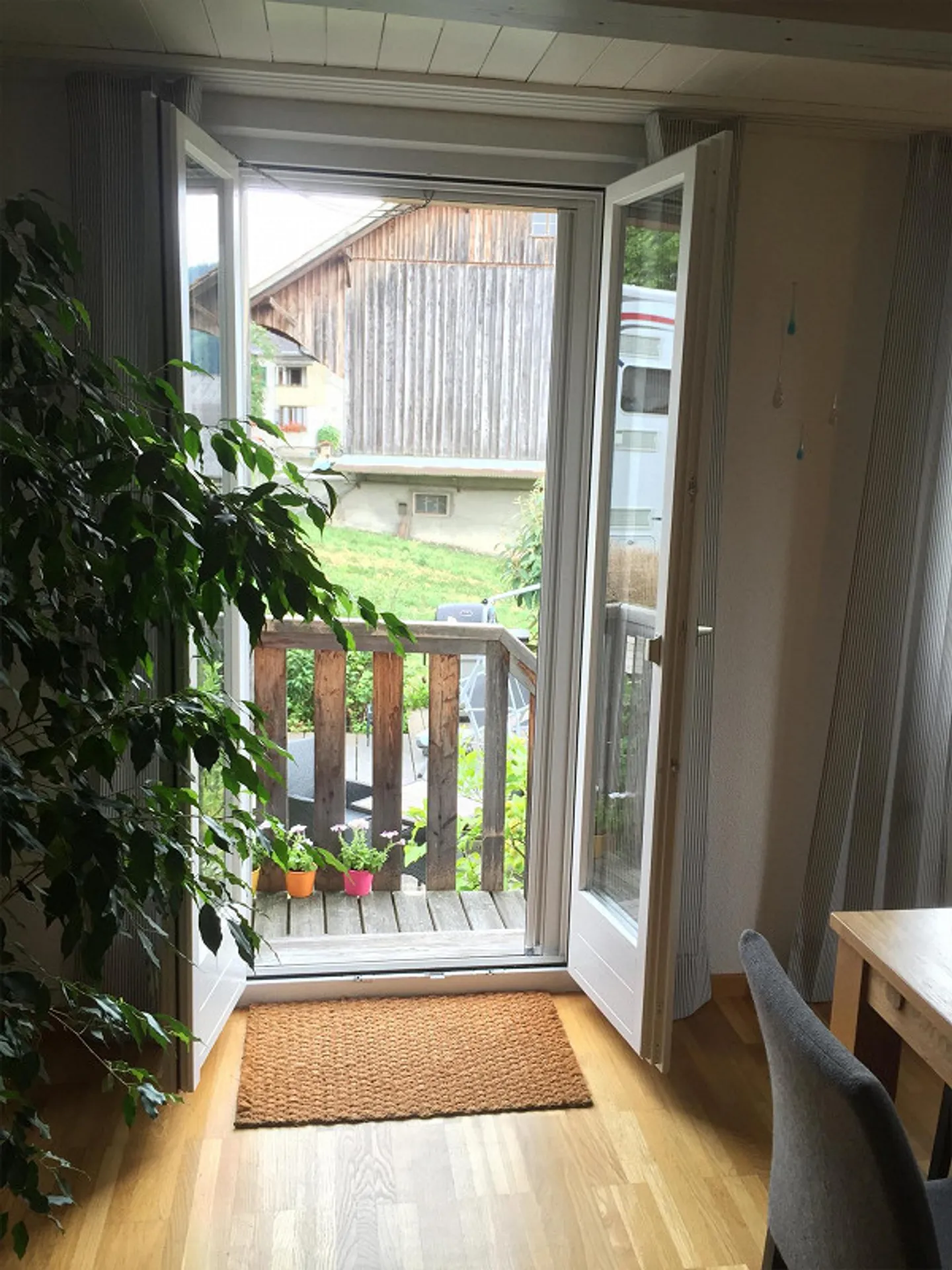 Charming House 3.5 Rooms with Garden - Photo 10 of 27