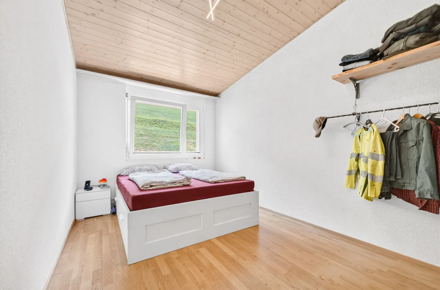 Living above Lake Walen - Sunny 3½-room penthouse with panoramic views - Photo 5 of 16