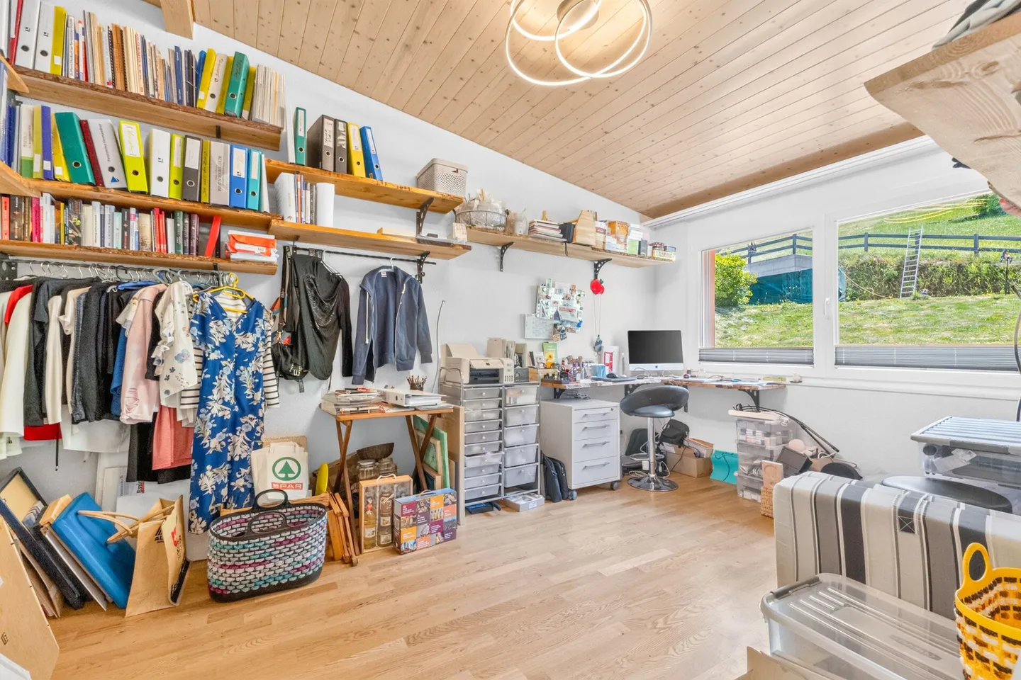 Living above Lake Walen - Sunny 3½-room penthouse with panoramic views - Photo 6 of 16