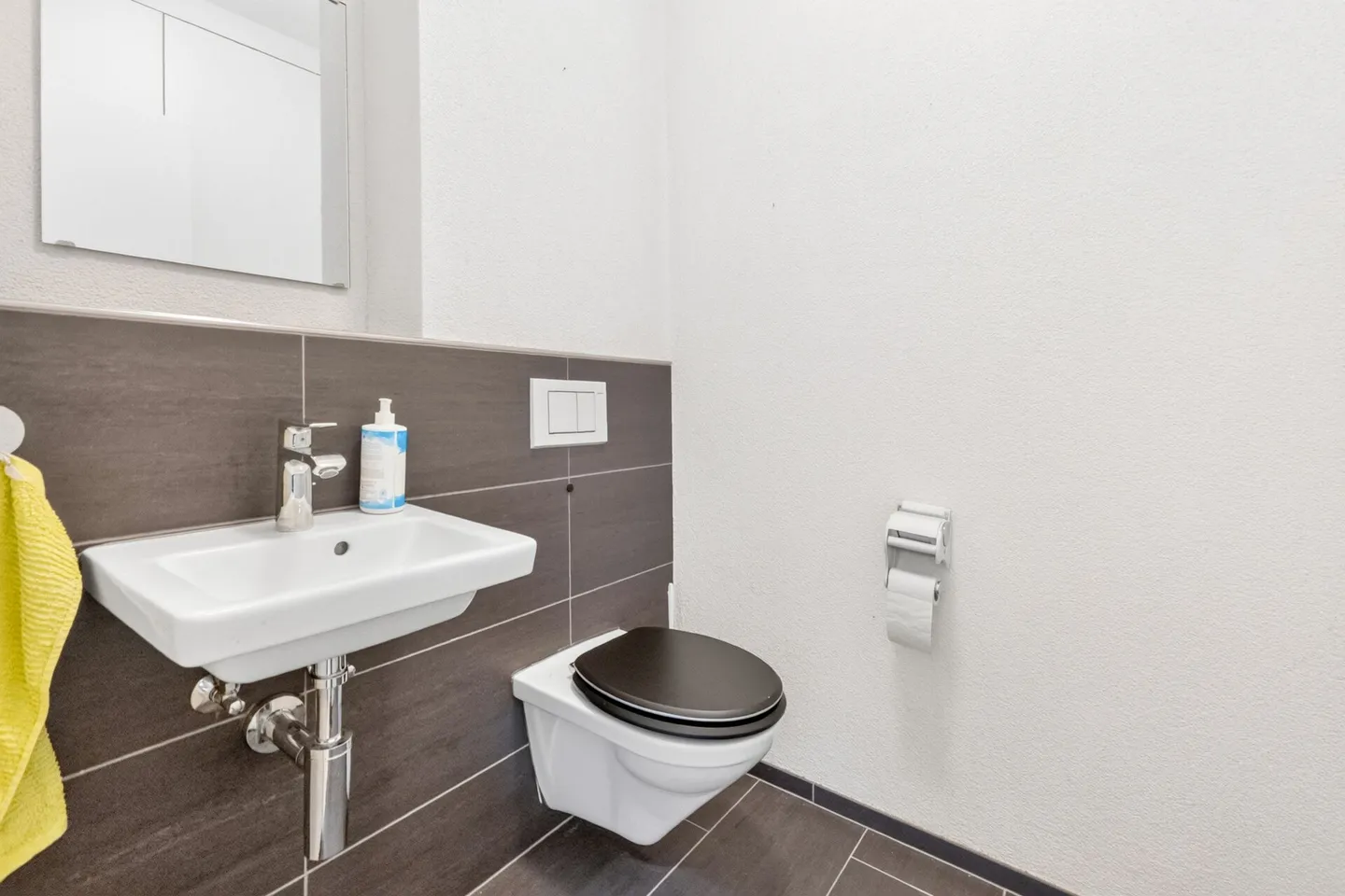 Living above Lake Walen - Sunny 3½-room penthouse with panoramic views - Photo 10 of 16