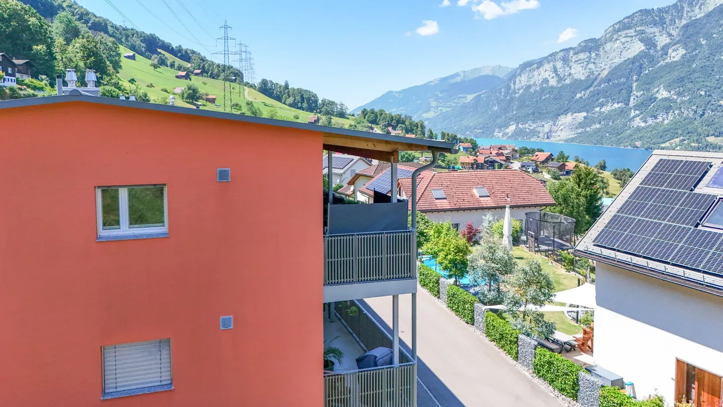 Living above Lake Walen - Sunny 3½-room penthouse with panoramic views - Photo 15 of 16