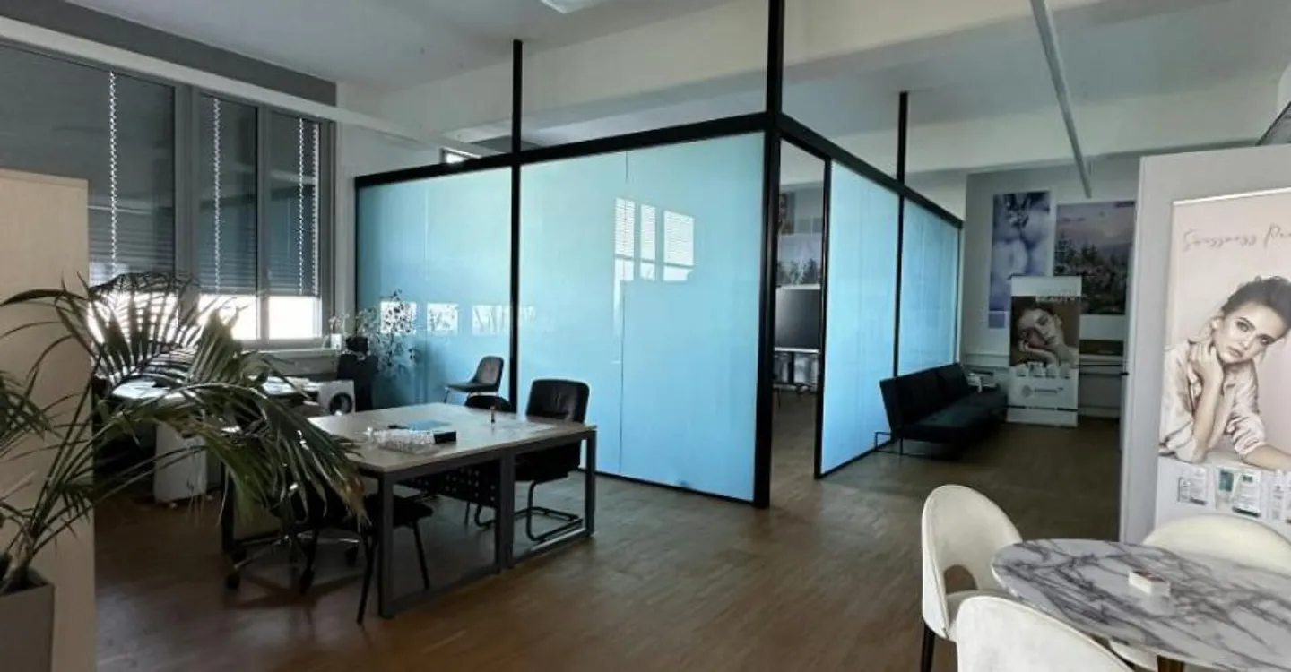 Charmantes Büro mit Seeblick - Foto 10 von 12