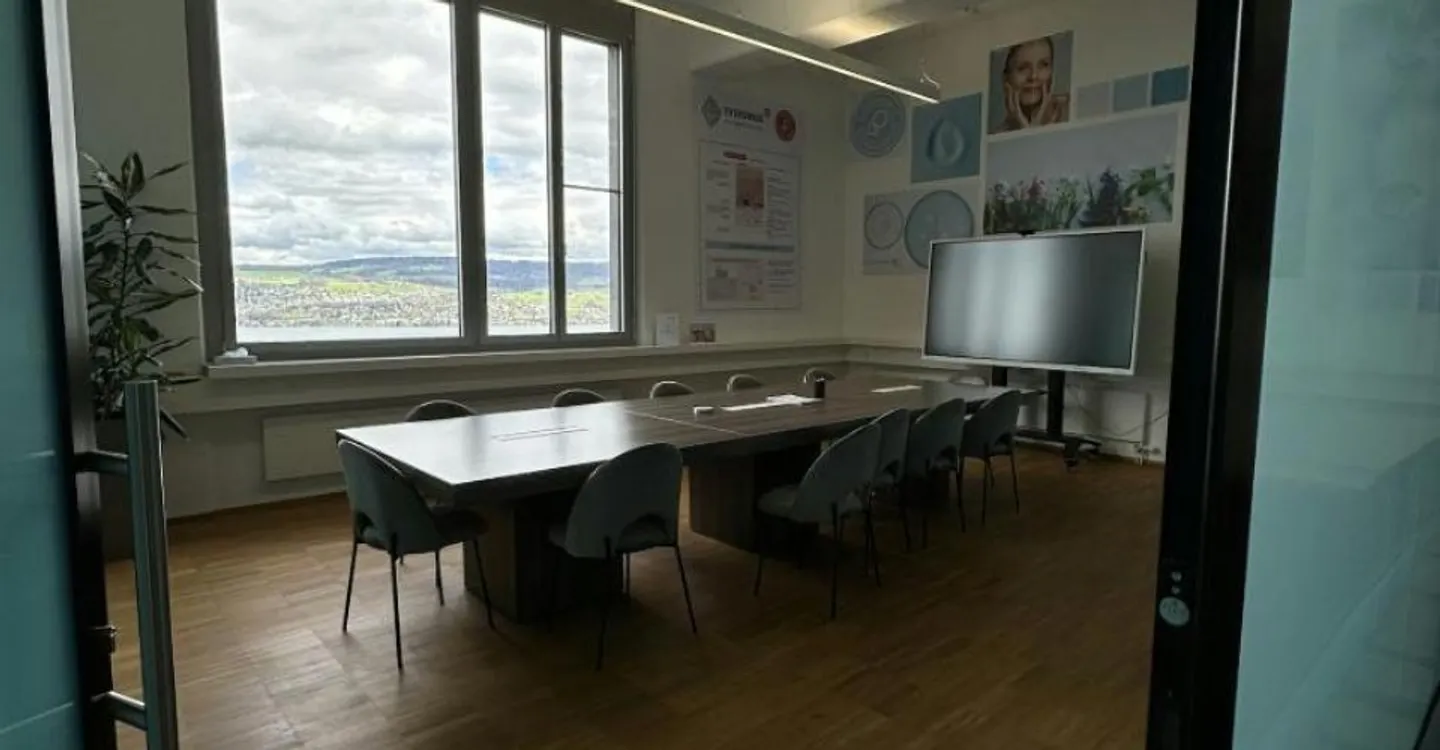 Charmantes Büro mit Seeblick - Foto 7 von 12