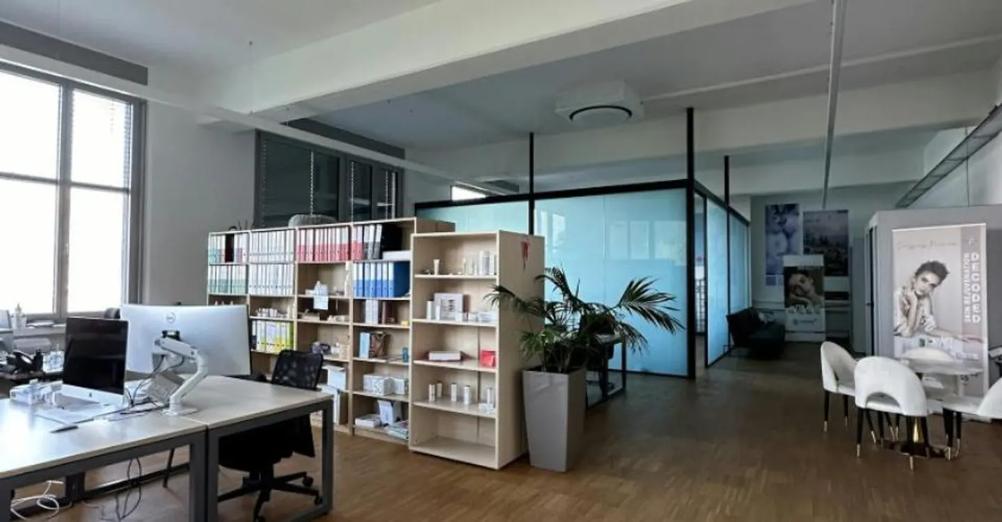 Charmantes Büro mit Seeblick - Foto 9 von 12