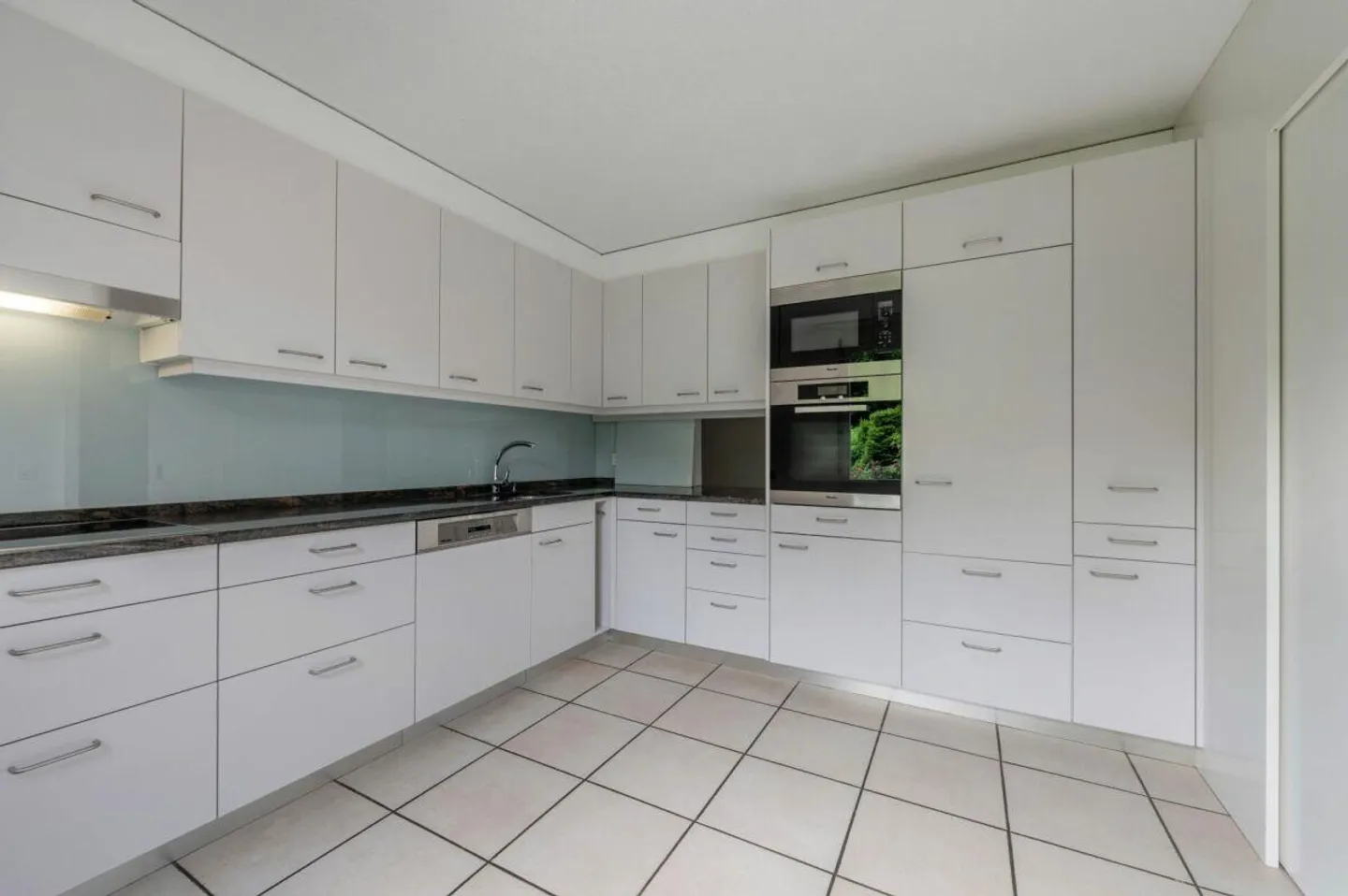 Maison de ville spacieuse de 6,5 pièces au cœur de Wettingen - Photo 4 sur 22