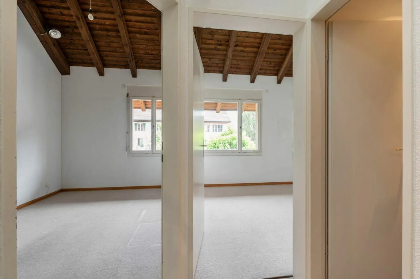 Maison de ville spacieuse de 6,5 pièces au cœur de Wettingen - Photo 10 sur 22