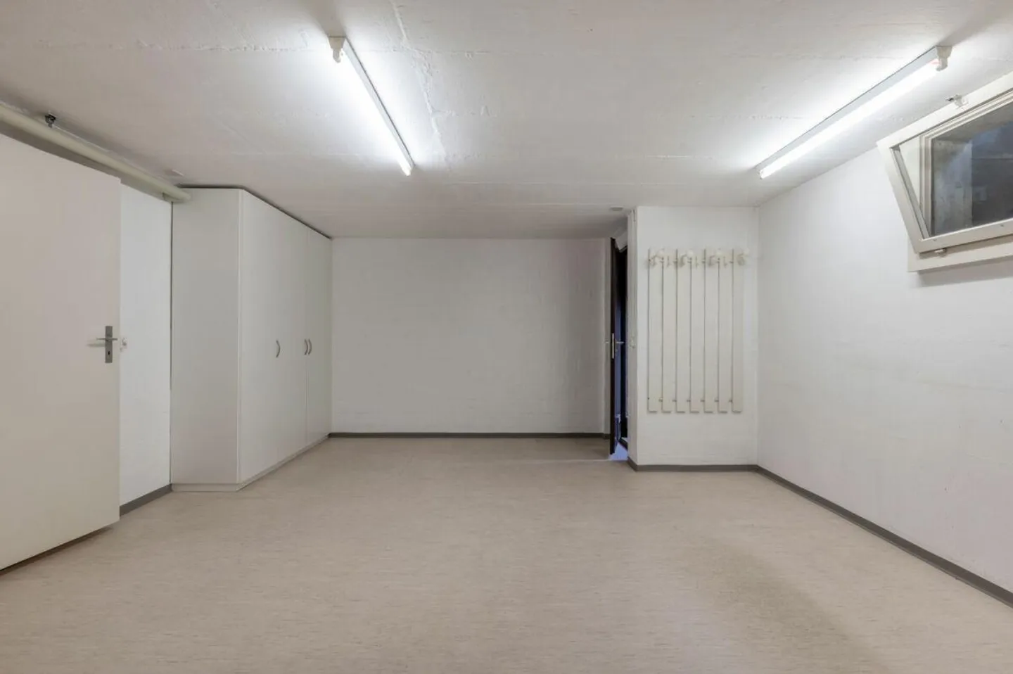 Maison de ville spacieuse de 6,5 pièces au cœur de Wettingen - Photo 16 sur 22