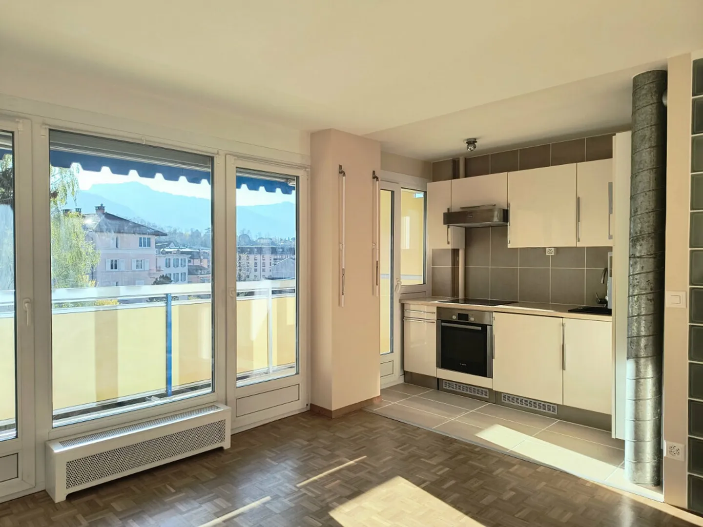 Studio Charmant à Vevey - Photo 1 sur 3