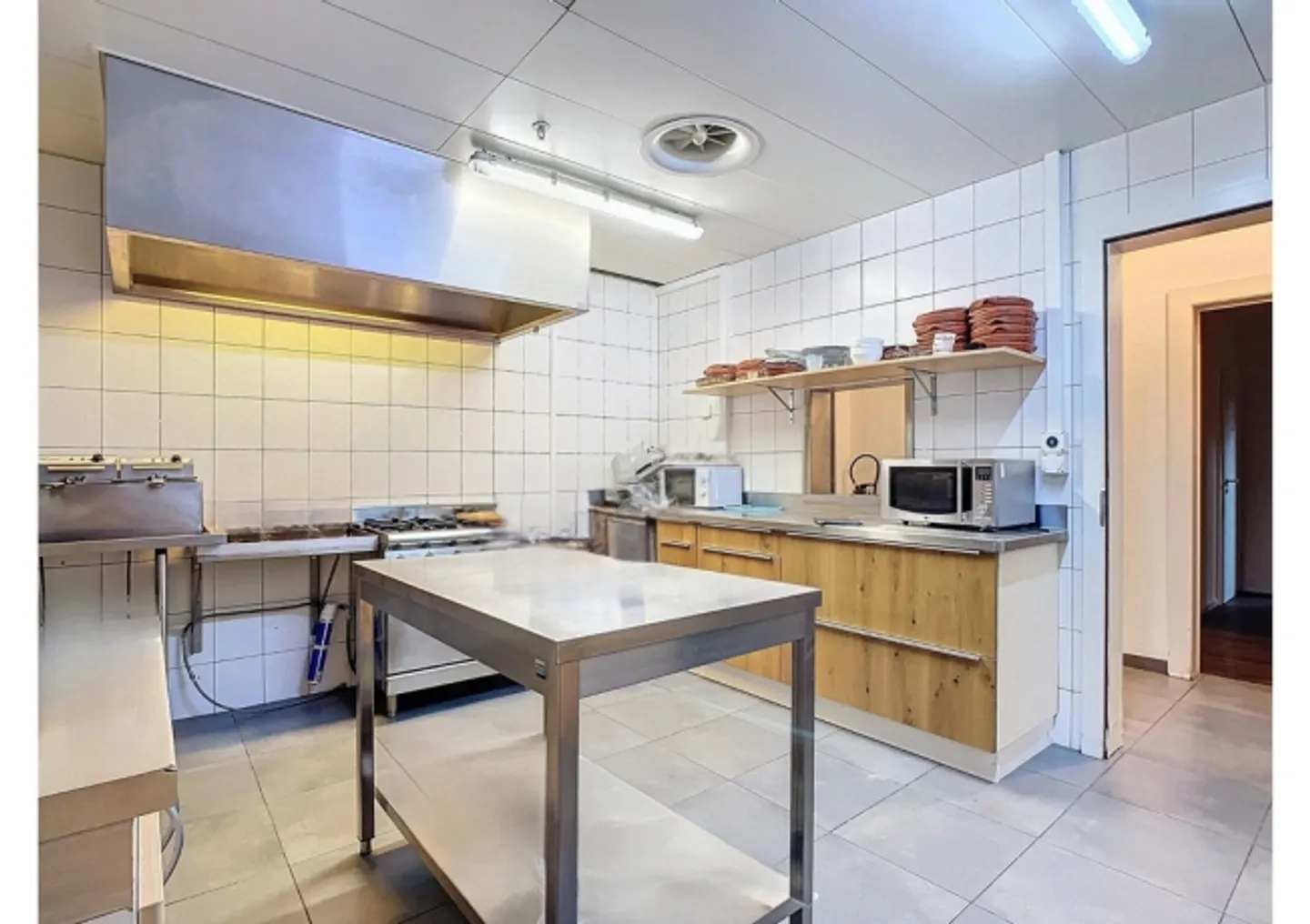 Commercial Space - Bakery, Patisserie or Restaurant - Photo 7 of 7