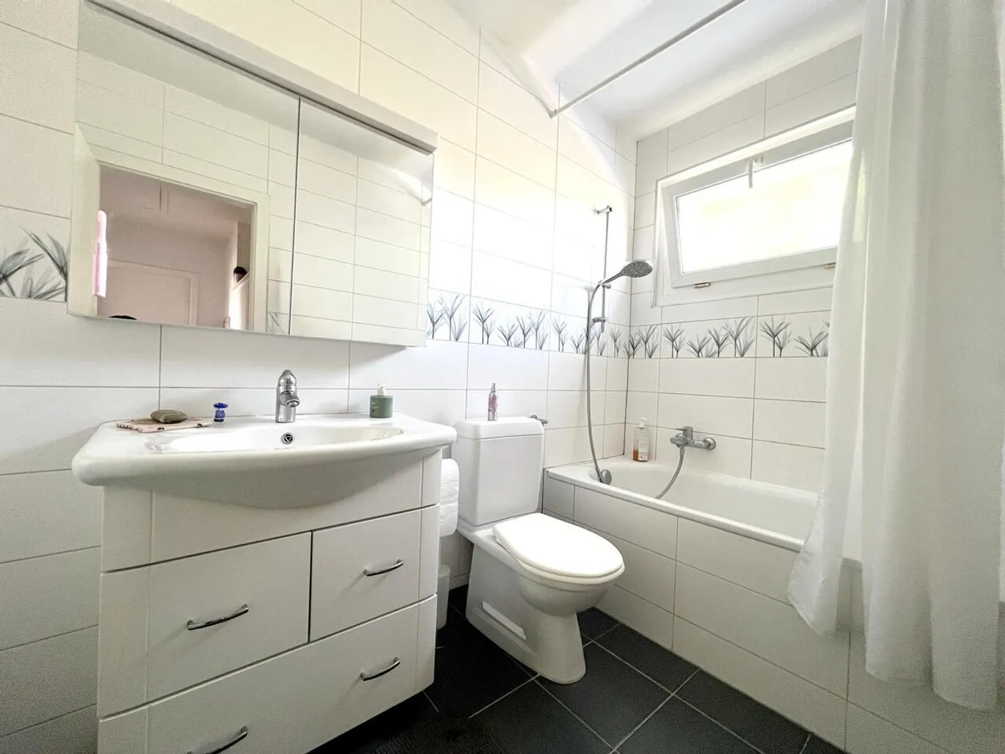 Maison jumelle sur les hauts de Neuchâtel - Photo 6 sur 8