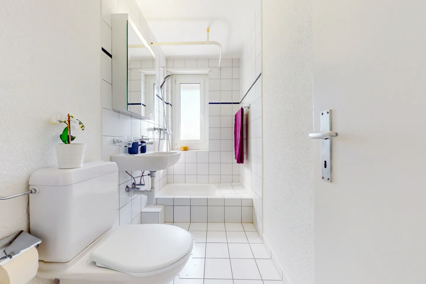 Geräumige Wohnung mit Balkon - Foto 6 von 10