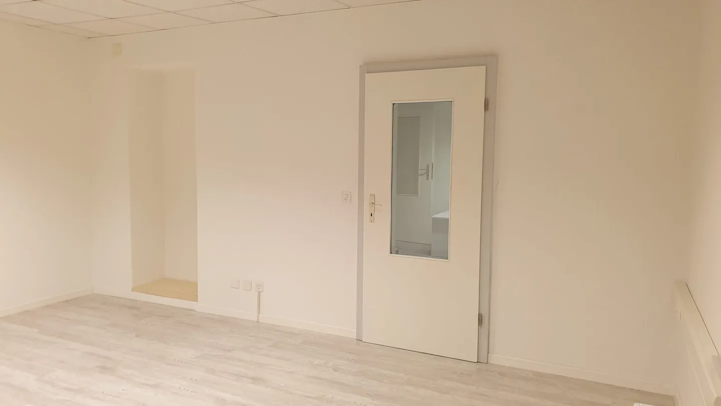 Espace Commercial Rénové - Photo 5 sur 13