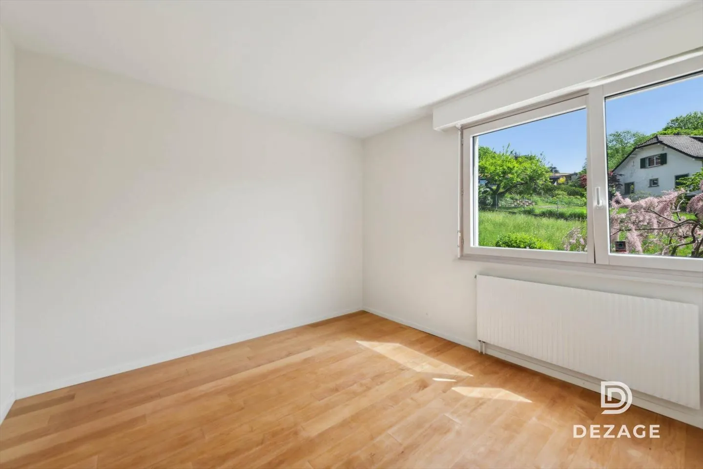 Appartamento spazioso in un ambiente verde con vista lago impareggiabile e grande balcone! - Foto 12 di 13