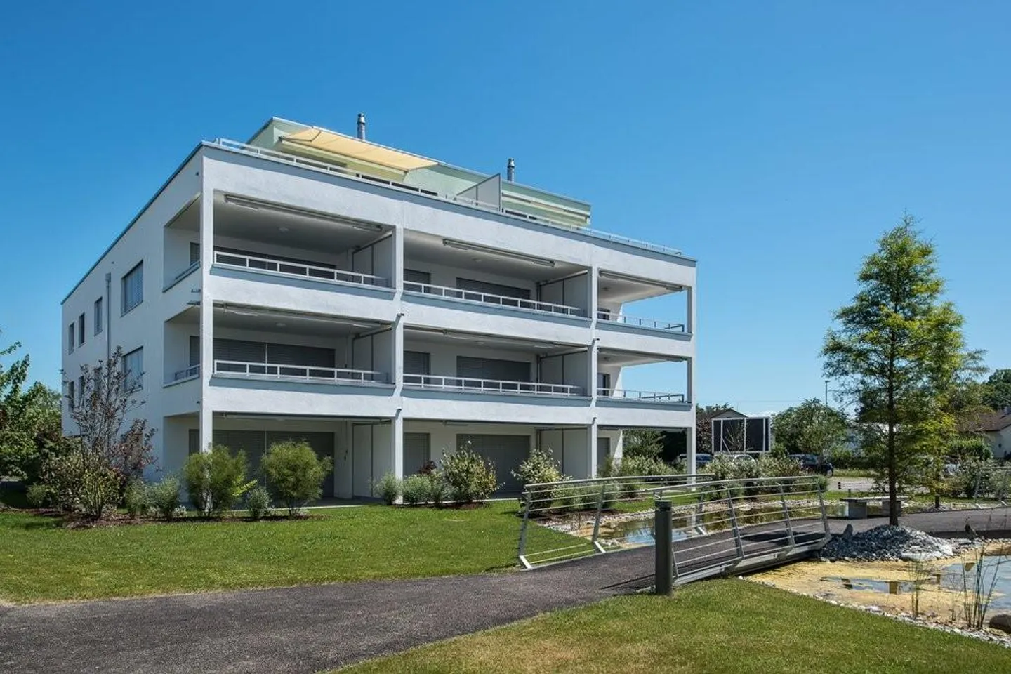 Appartamento moderno con vista sul verde - Foto 1 di 7